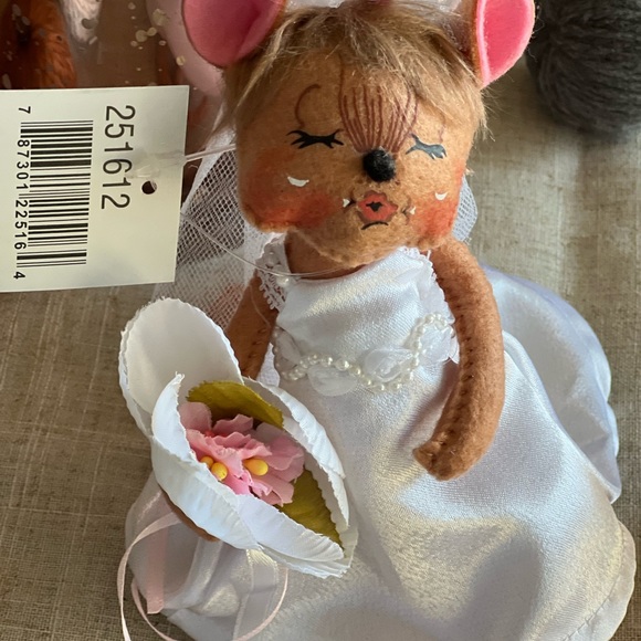 Beautiful AnnieLee Wedding Dolls NWT - Picture 3 of 7